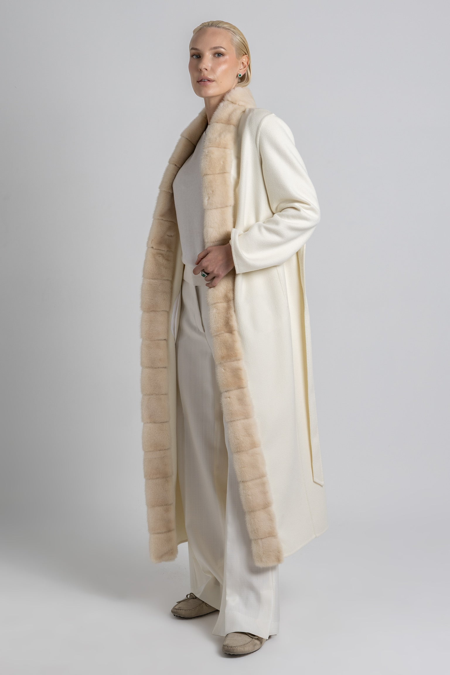 ABRIGO DE CASHMERE Y VISÓN