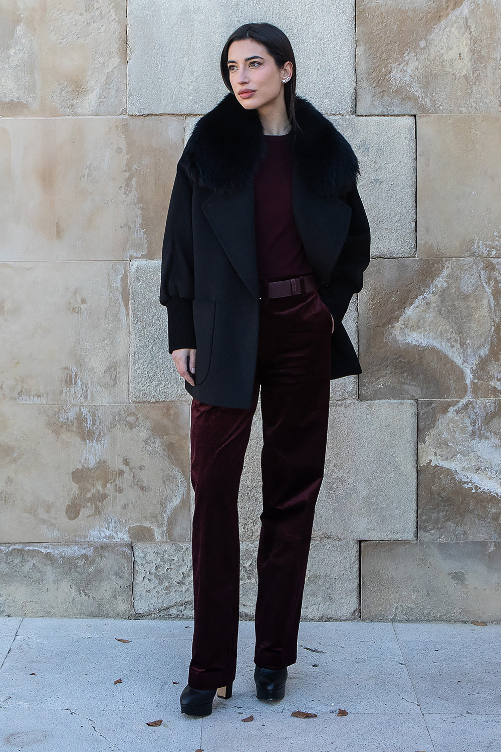 CHAQUETÓN CASHMERE NEGRO CUELLO DE ZORRO