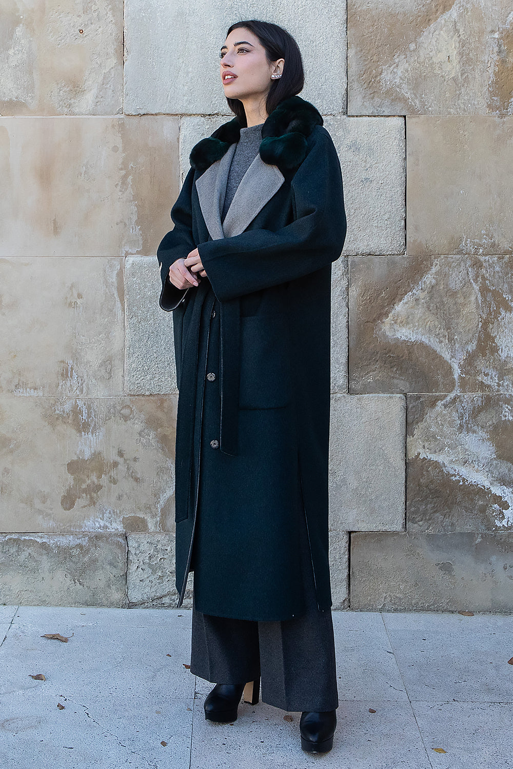 ABRIGO LORO PIANA CASHMERE CUELLO CHINCHILLAS MIDI