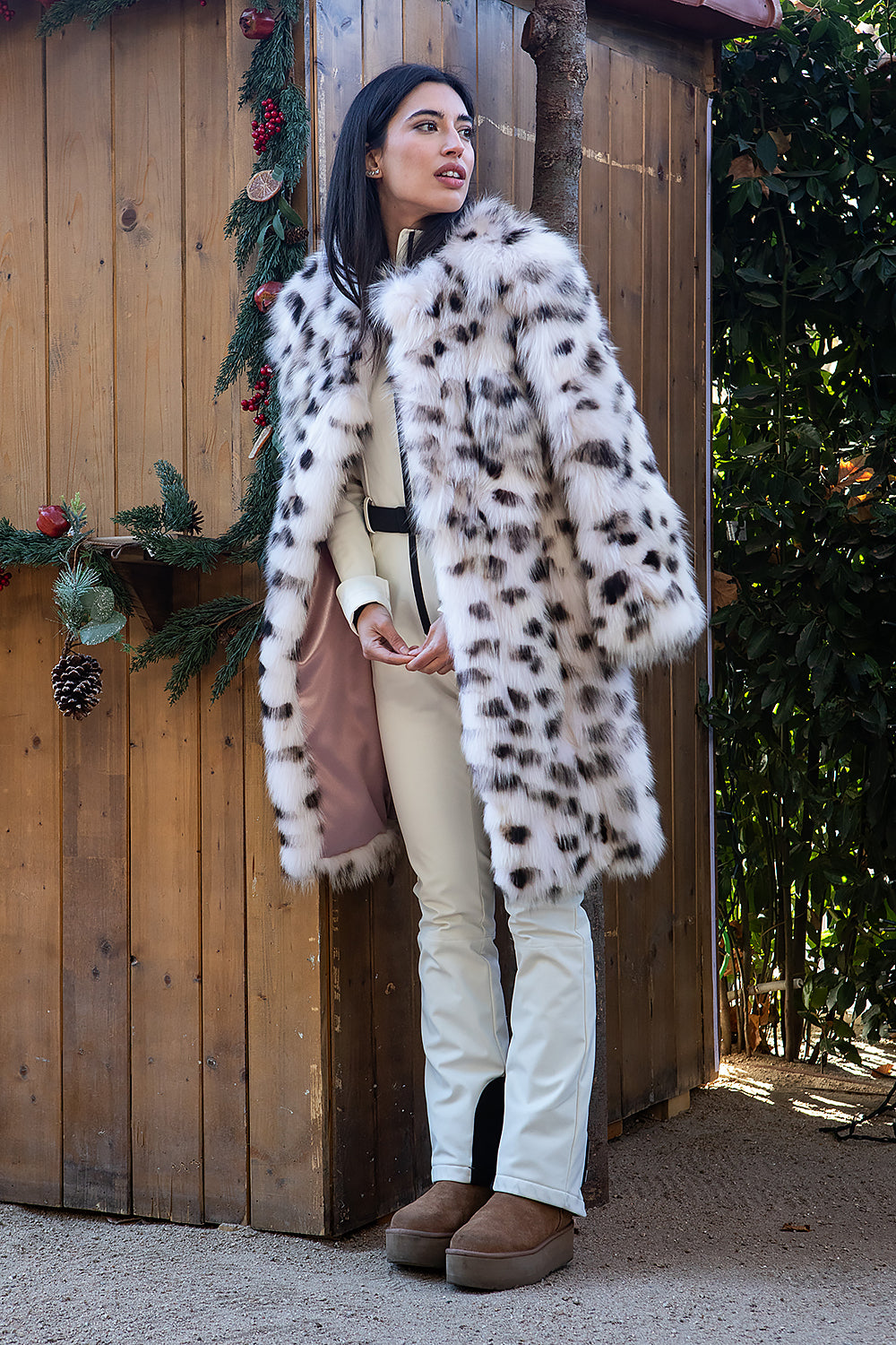 ABRIGO ZORRO MANCHAS