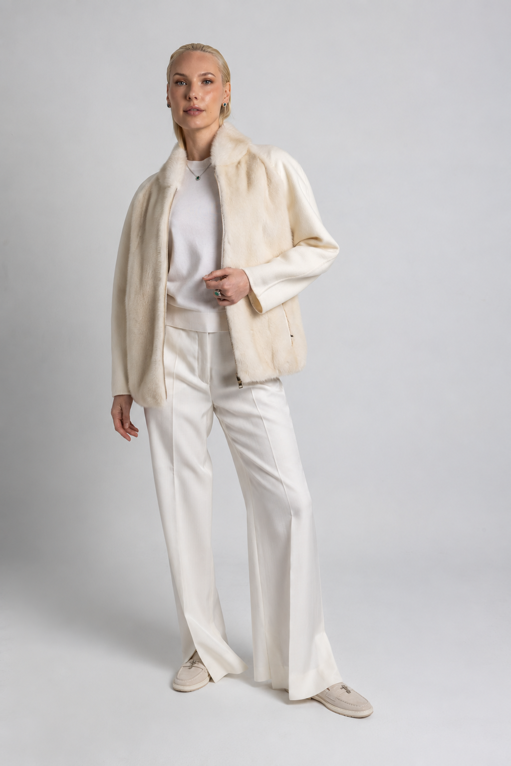 CASHMERE/PARROT PIANA BEIGE COAT WITH MINK COLLAR