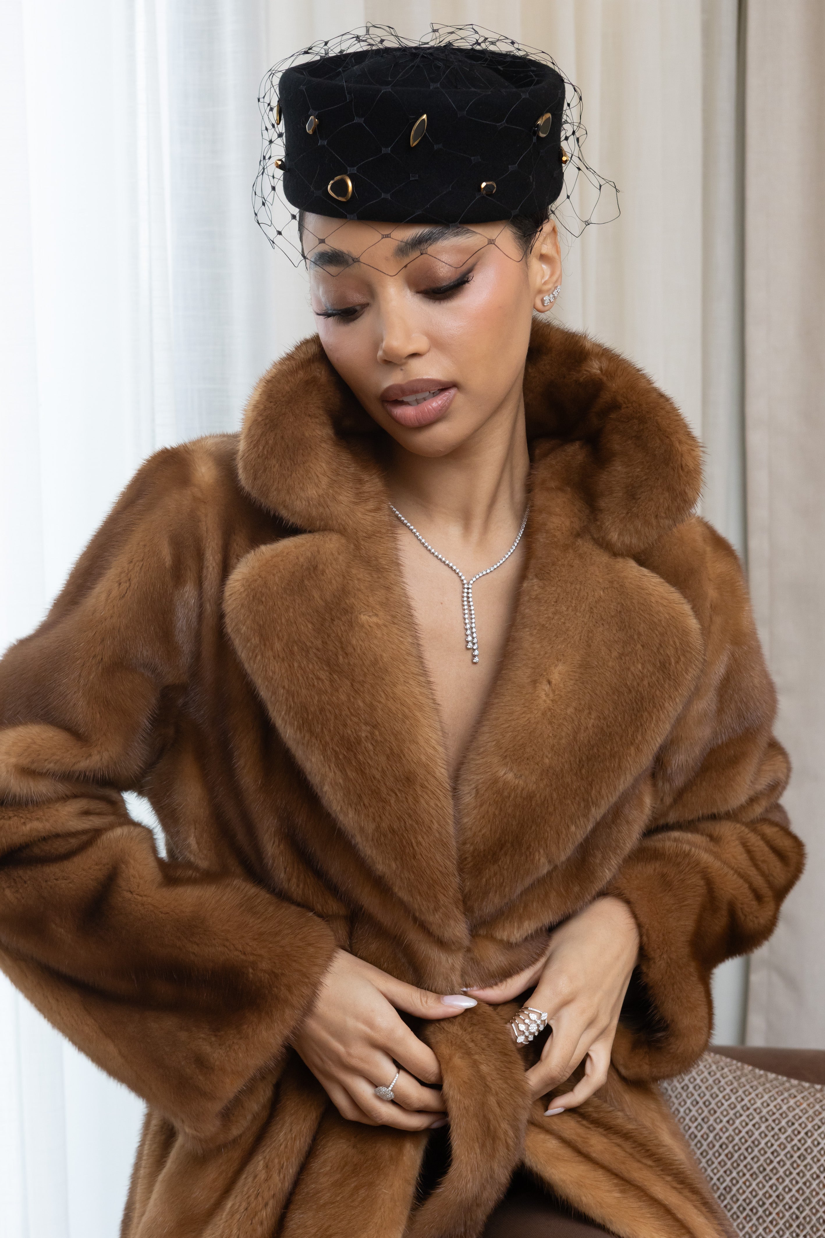 ABRIGO LARGO VISÓN GOLD