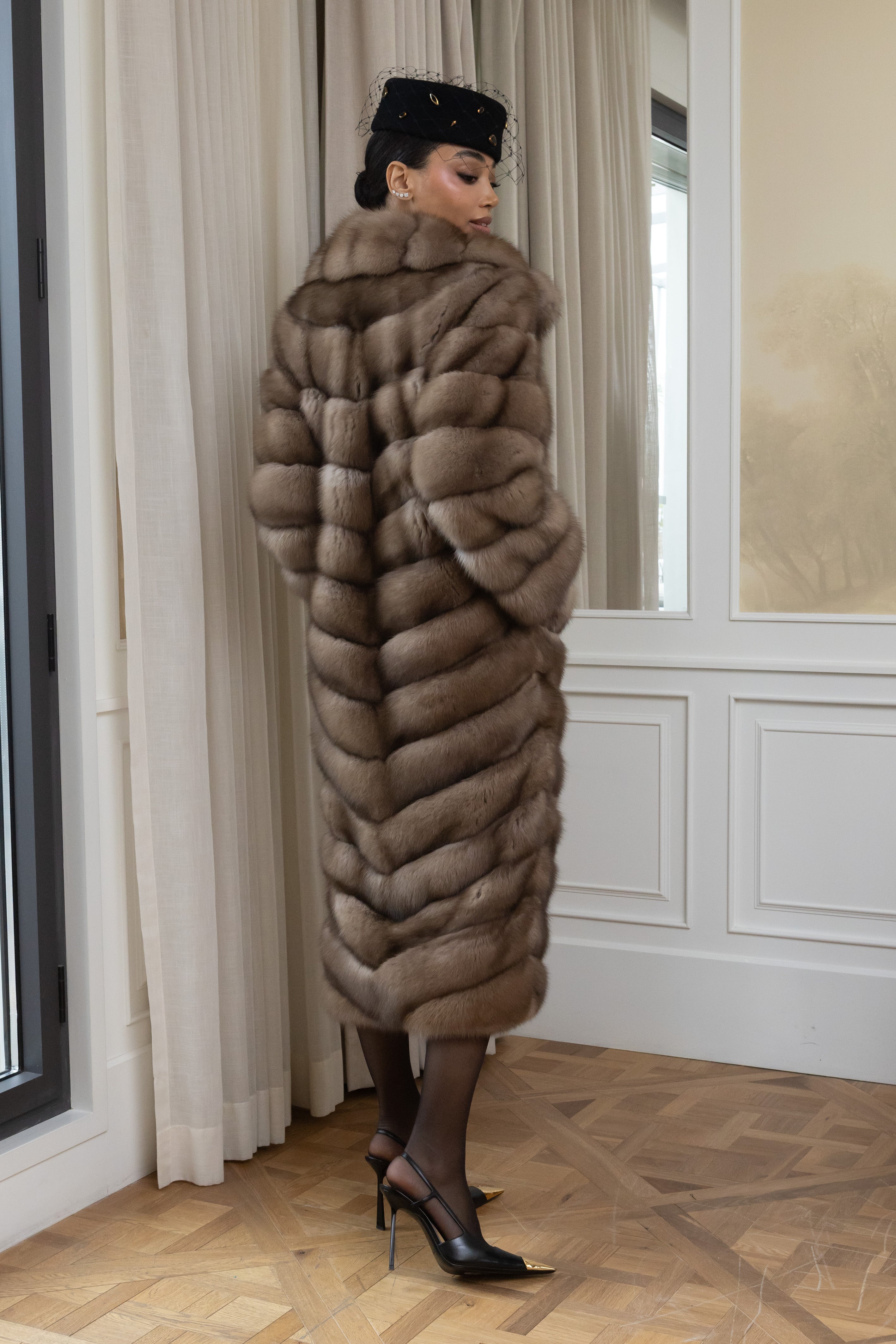 ABRIGO MARTAS CIBELINAS