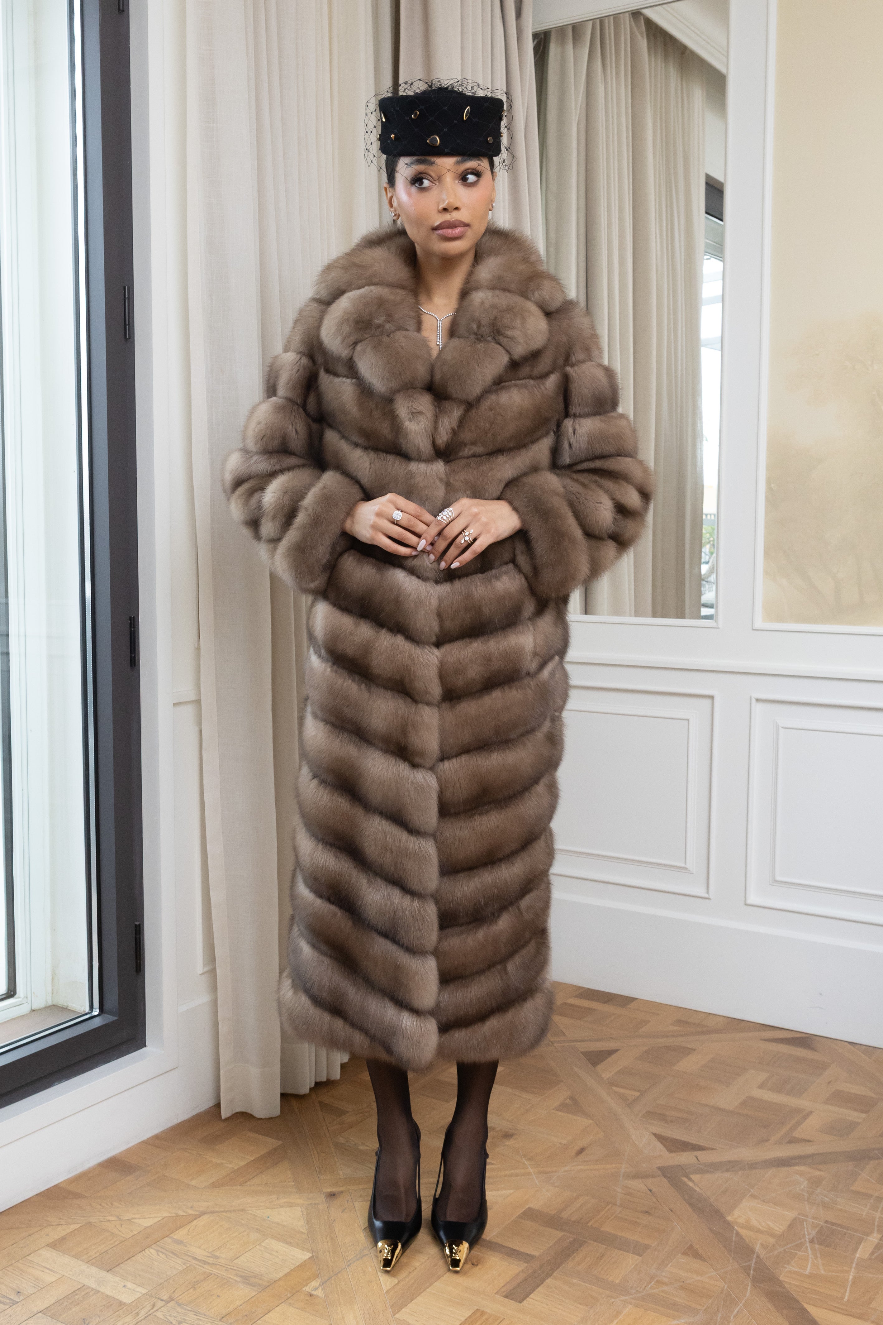 ABRIGO MARTAS CIBELINAS