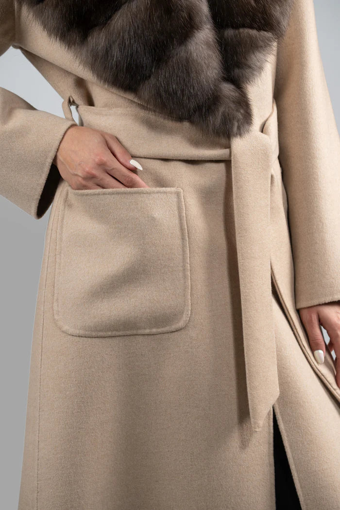 ABRIGO CASHMERE/LORO PIANA CUELLO MARTAS CIBELINAS