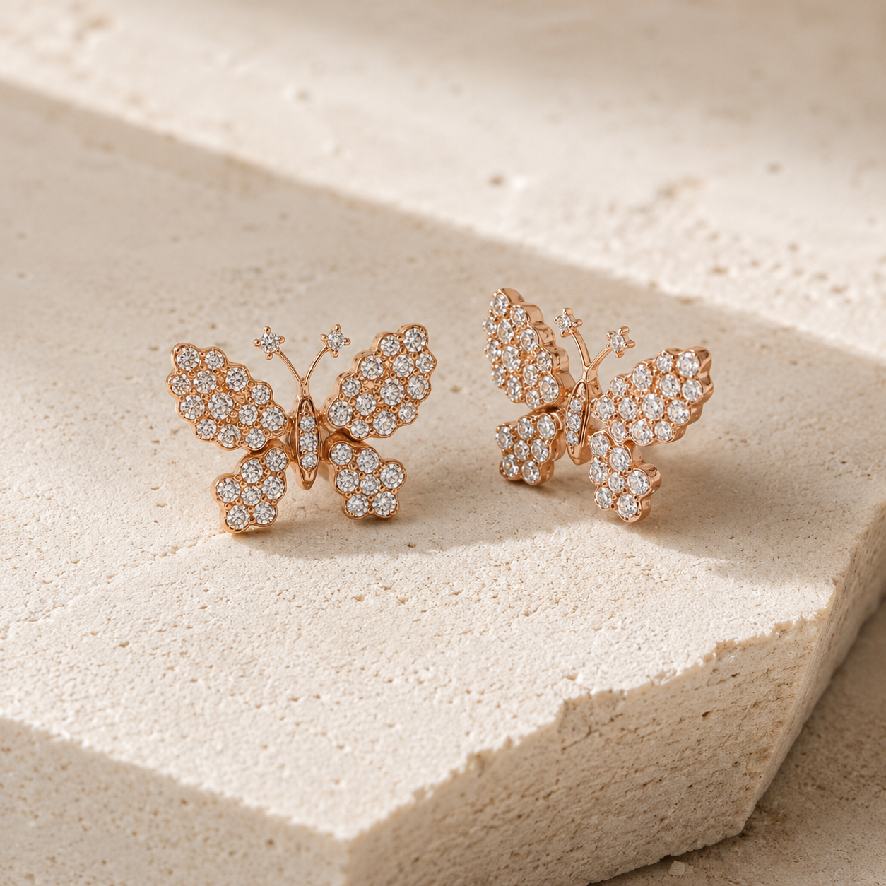 Pendientes Mariposas Oro Rosa y Diamantes