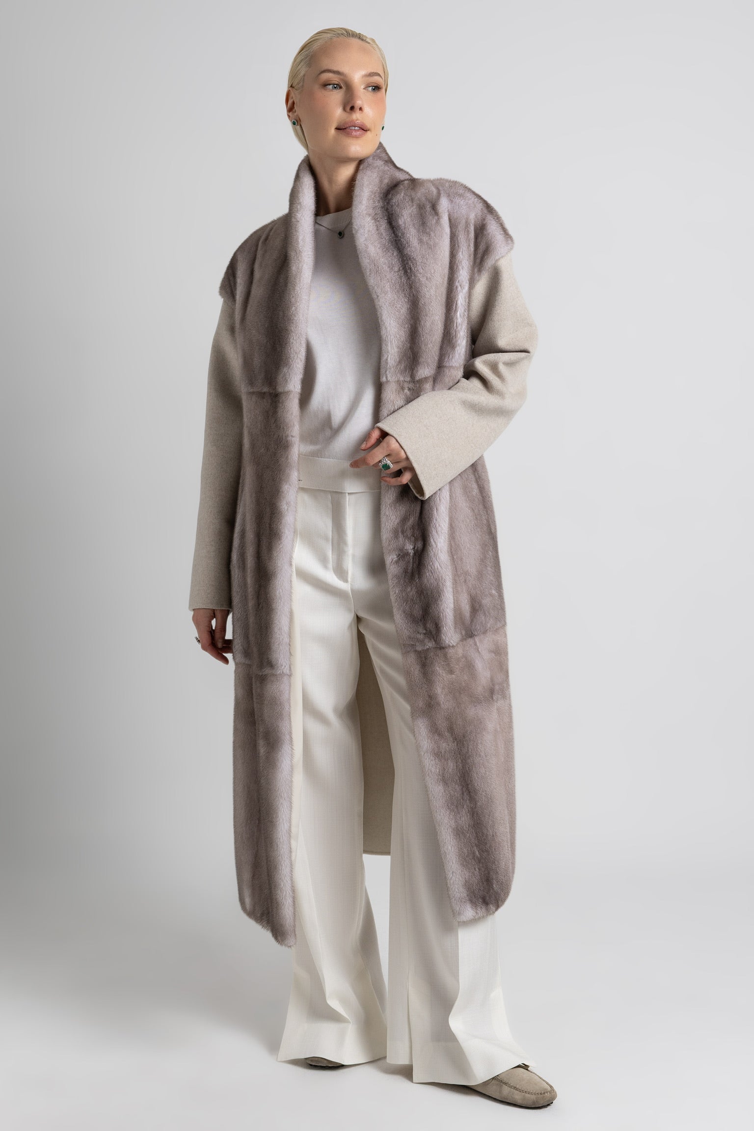 CASHMERE/PARROT PIANA BEIGE COAT WITH MINK COLLAR