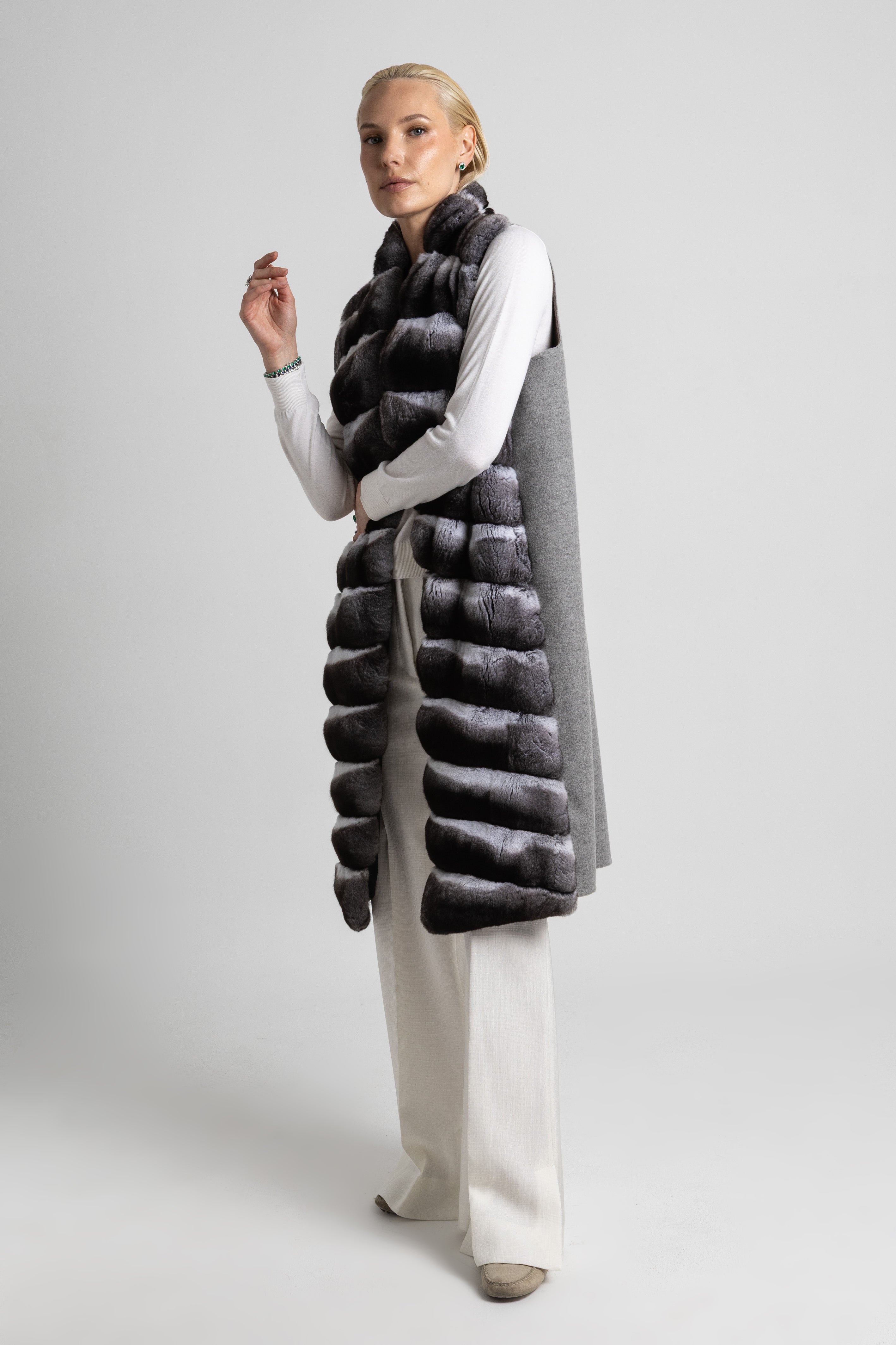 CHALECO DE CASHMERE Y CHINCHILLAS