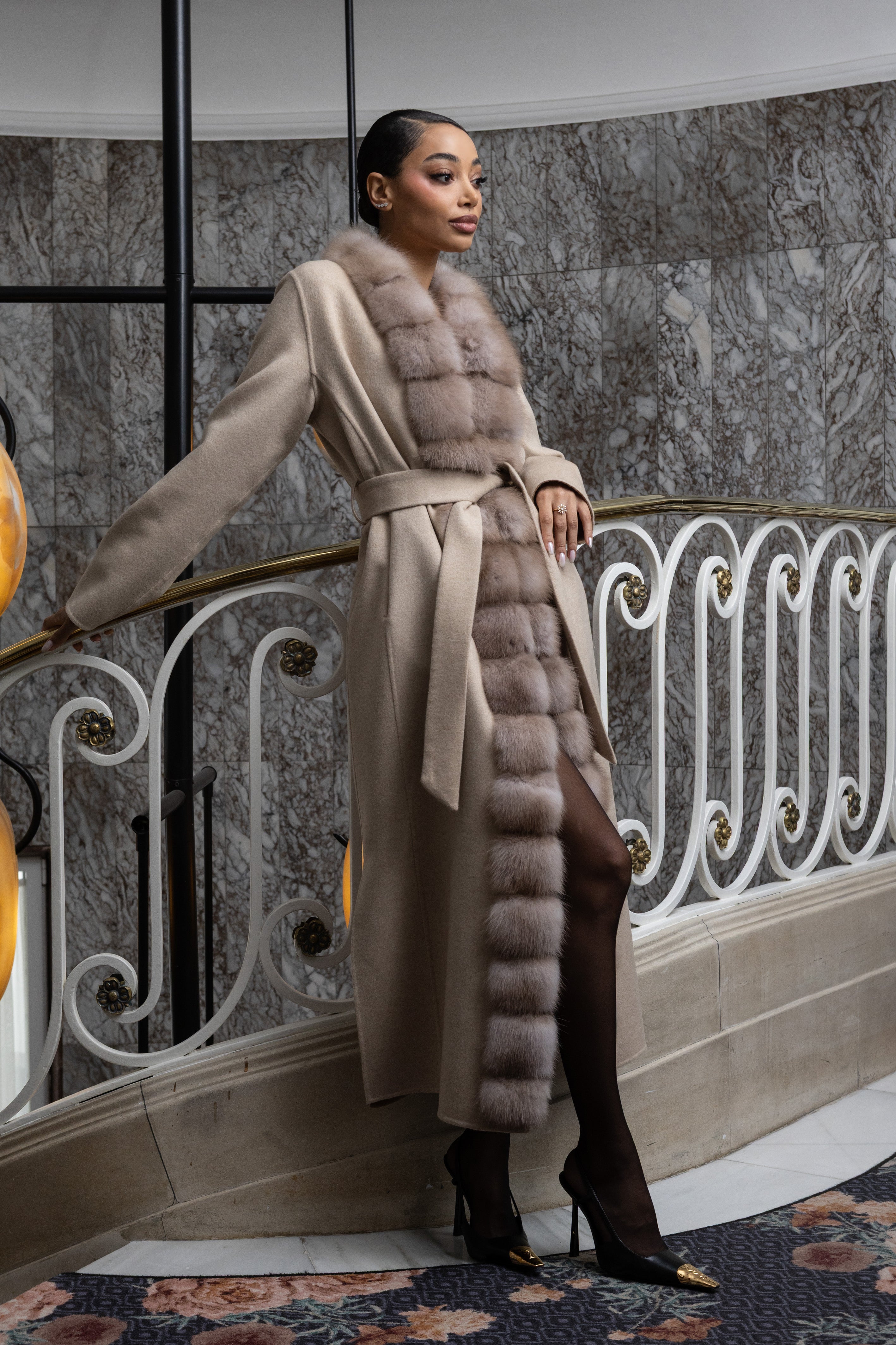 ABRIGO CASHMERE/LORO PIANA MARTAS CIBELINAS